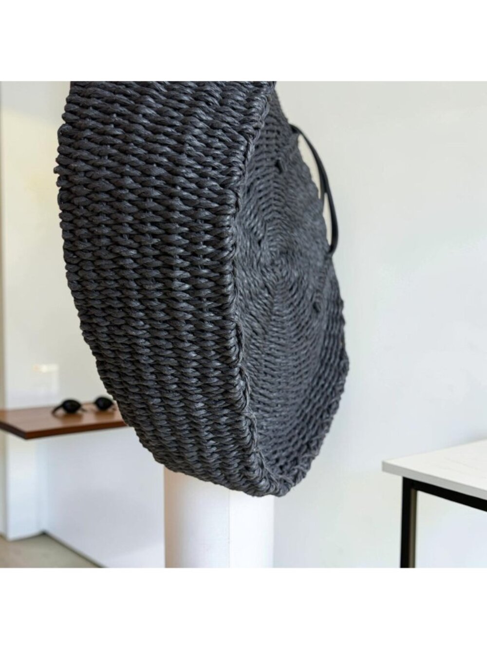 Melie Bianco Ciara Natural Straw Woven Round Circle Bag Purse Black - Picture 10 of 10
